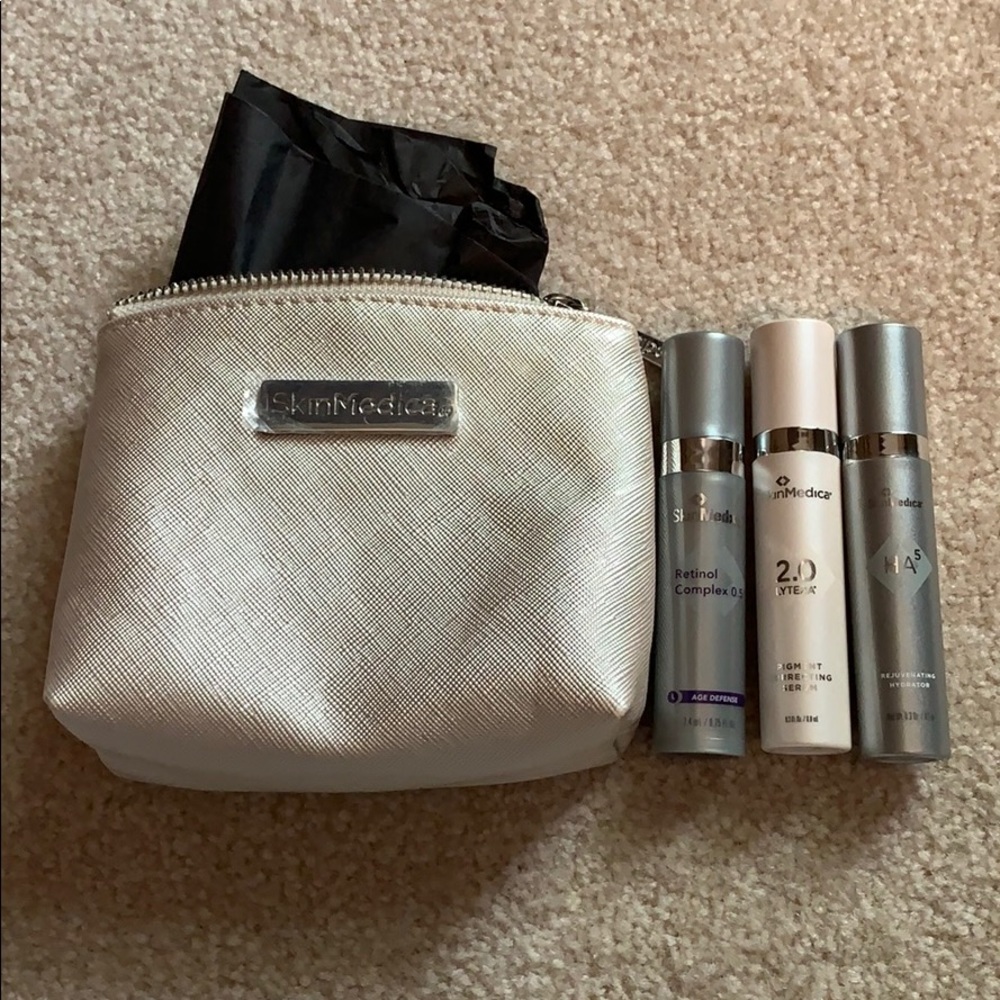 Skinmedica sample size bundle and case
